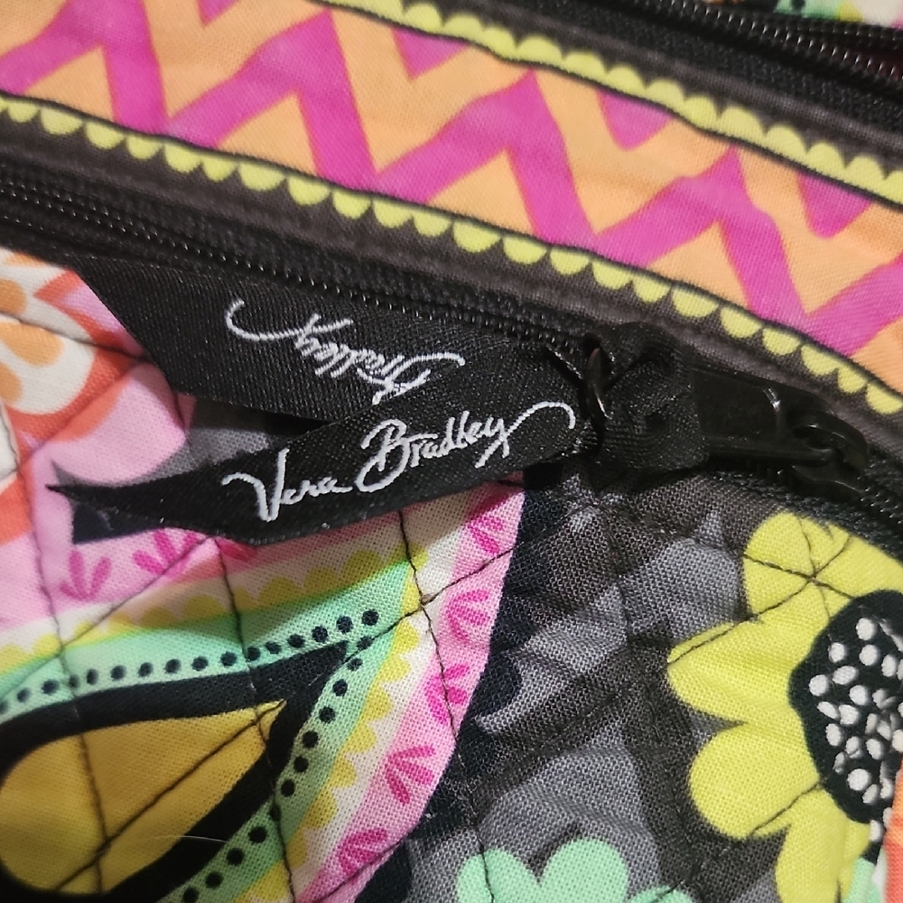 Vera Bradley Pink and Orange Crossbody Bag with Quilted Design - Picture 2 of 6